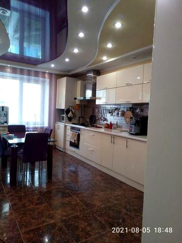 Продам 3к квартиру в єлітному будинку