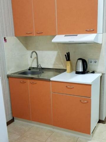 Бригади Хартія вул., 89