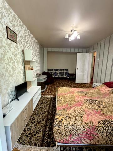 Олександра Орлова вул. (Матросова), 18б