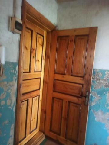 Продам 1-комнатную квартиру. Поселок 40 лет. Под ремонт.