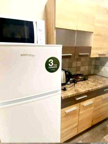 Продам  1 к. гост. 3/5, Харьковских Дивизий