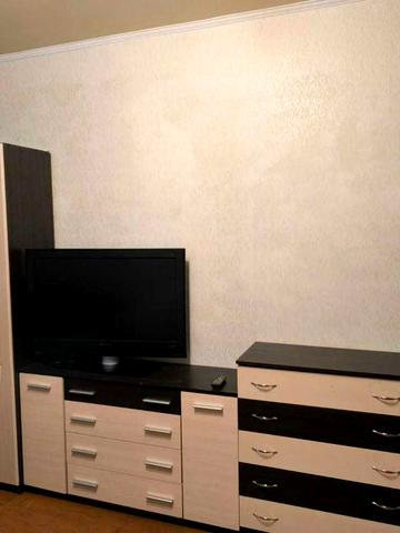 сдам на длительный срок 1к кв на Алексеевке, метро 5 мин, газовая печь