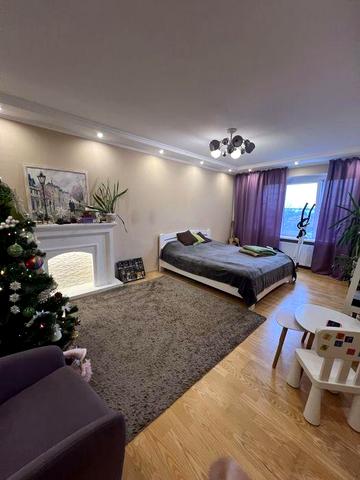 Продаж 3кім квартири, цегляний будинок