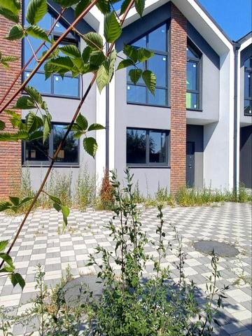 Молодіжна вул.