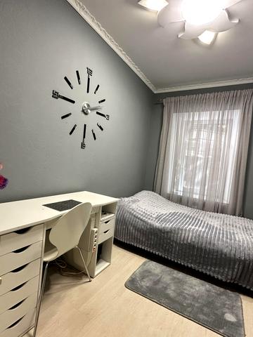 Софіївська вул., 23