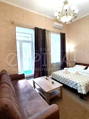 Оренда / Квартира / вул. Костьольна, Київ