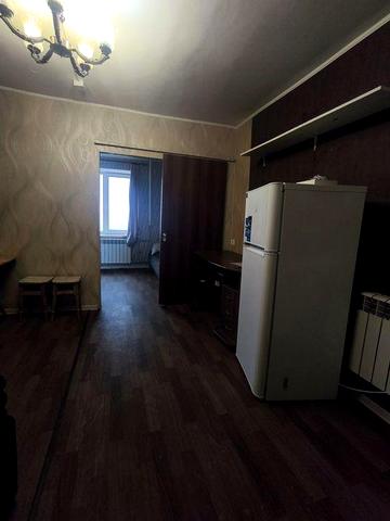 Сдам комунальную квартиру