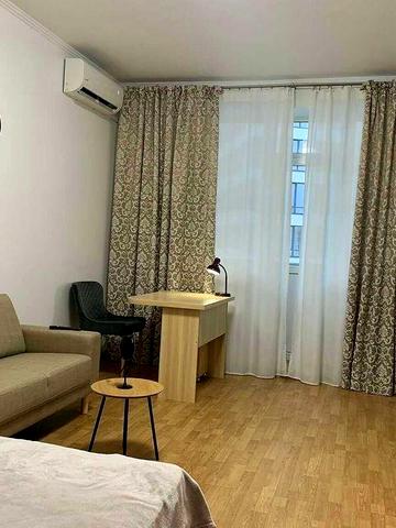 Оренда 1-к квартири на вул. Сахарова