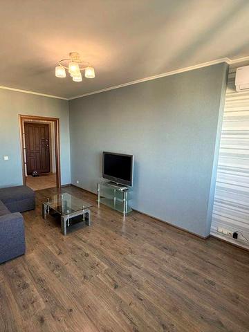 Сдам двухкомнатную квартиру на ул. Феодосийская 3В