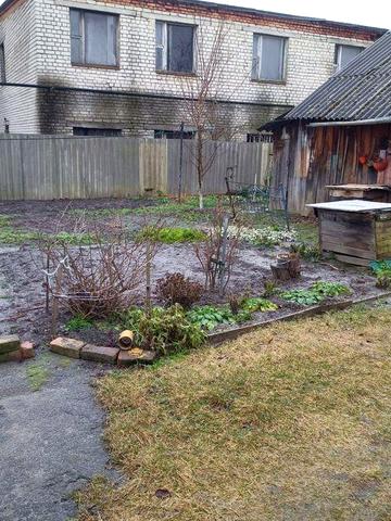 Продам будинок в центрі міста