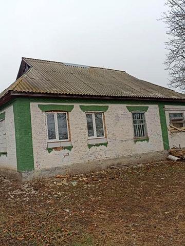 Продається будинок в с.Іваньки.