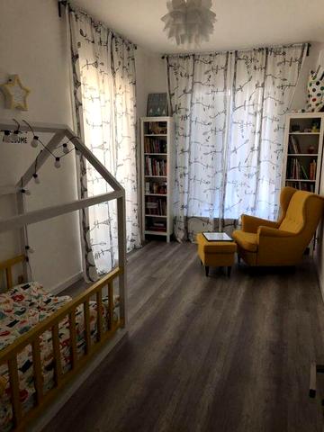 Оренда дворівневої квартири Акварелі 1