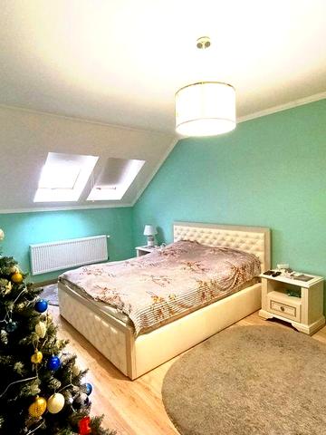 Продається Трьохкімнатна квартира біля Самбора