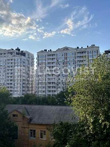 Продається 3-к кв, Максимовича М. (Трутенка О.), 7 метро Васильківська