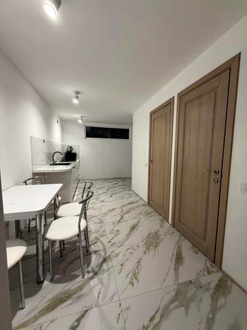 Здається квартира в довгострокову оренду