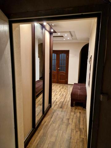 3х кімнатна квартира + парко місце. Оренда. Сімї  Стешенків 7