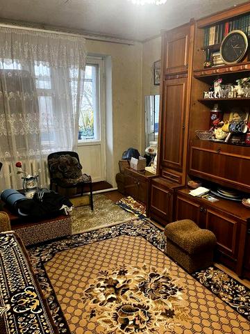 Продається 3-х кімнатна квартира