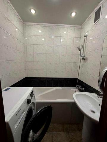 Продам 3 кімнатну квартиру пр.Героїв 40 на Перемозі 6 від власника