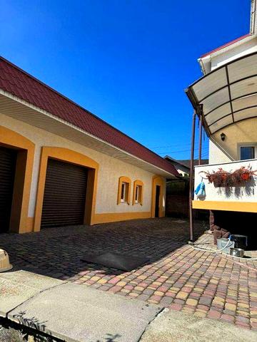 Продам затишний будинок