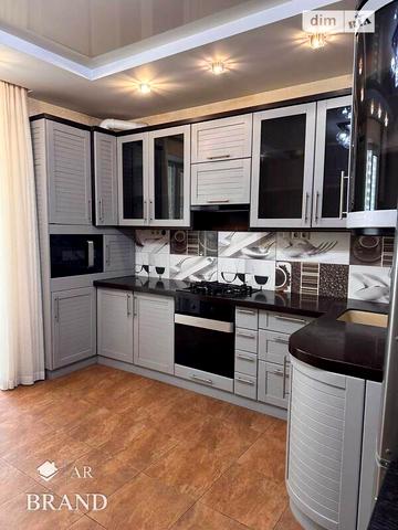 Довгострокова оренда 2к Квартира Степана Бандери вулиця