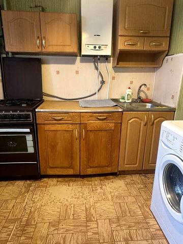 Оренда 3 к р-н Казбет ТРЦ Плазма є світло