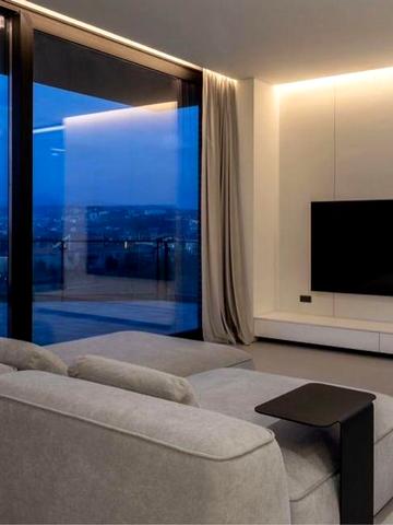 Видовий дизайнерський пентахаус ЖК Будапешт Центр