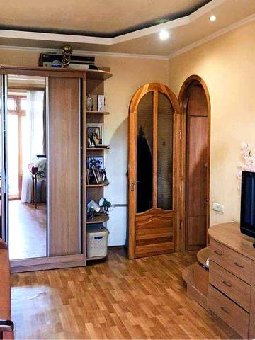 G2 Продам 2-кімн.кв. кап ремонт. Центр м. Науки