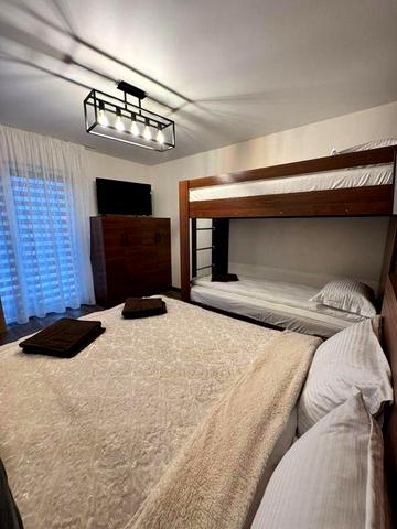 Здається житло в с. Солочин.