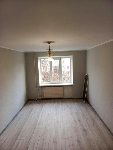 Кімнату з новим ремонтом вул.Самоквасова