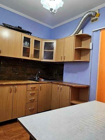 АВТОНОМНА 2кім.кв в р-ні ПЗР з меблями та технікою.