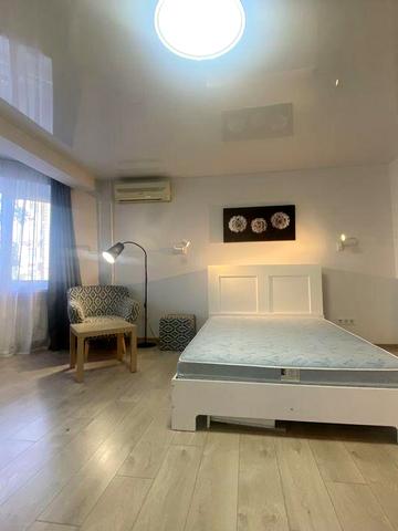 Поділ, Нижній Вал, 2 поверх