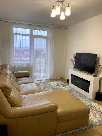 Західна вул., 4