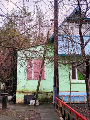 Дача в садовому товаристві "Озерне"