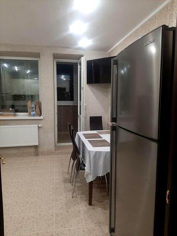 Сдам в ЖК Голосеево 2ух.к.82кв.м.