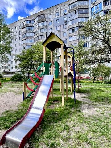 Шевчука вул., 8