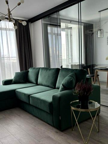 Івана Крамського вул., 9