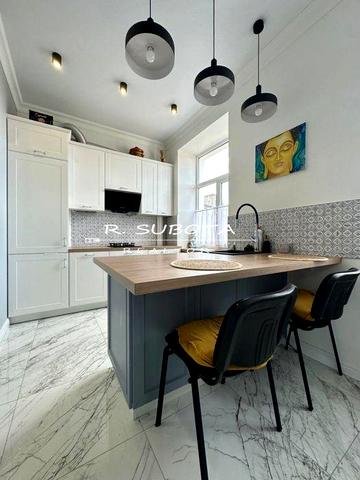 3к 70 м2 в центре Днепра по ул. Короленко парк Чкалова