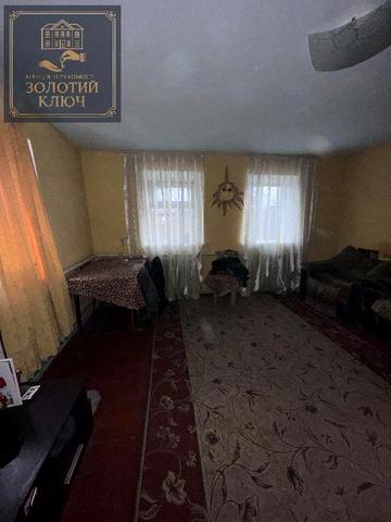 Будинок + 85 сот приват землі