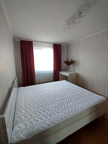 Новобудова сучасна 2-кімн велика квартира по Володимирській