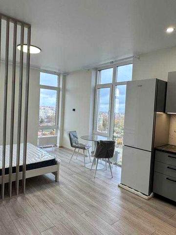 Сдам студию в Пространстве на Радостной