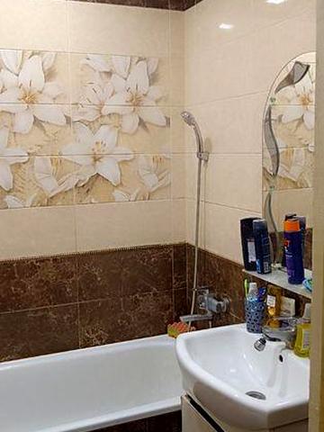 Продам 4-х кімнатну квартиру з косметичним ремонтом!