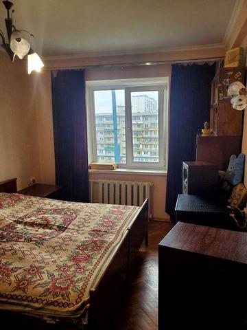 Продам 3-х кімн. квартиру, проспект Павла Тичини, 12-в