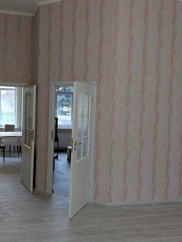 Продам квартиру.При купівлі квартири - в падарунок пральна машинка!