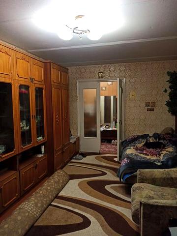 Продається 2-х кімнатна квартира в центрі Білогіря