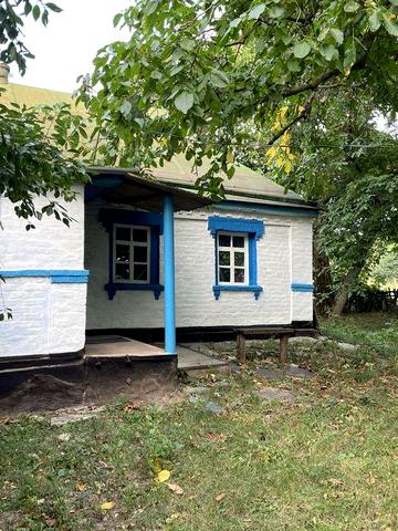 Продам будинок із земельною ділянкою! торг!