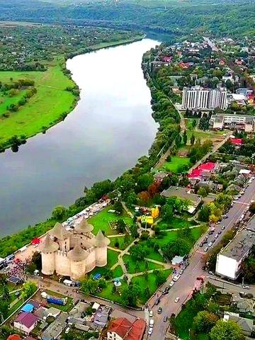 Продається будинок - 500 м від кордону з Молдовою