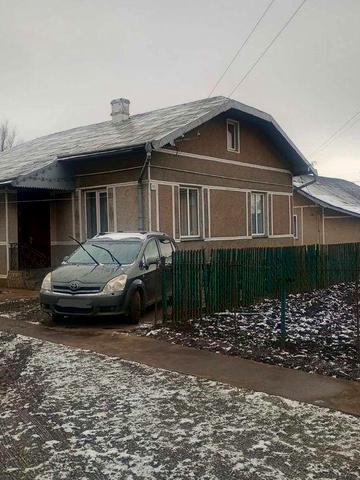 Будинок в селі Підпечери в 8 кілометрах від Франківськ а