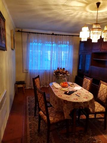 Продаж трикімнатна квартира