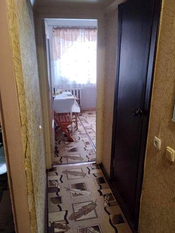 Продам 1 - кімнатну квартиру вул. Зимових походів, 10А