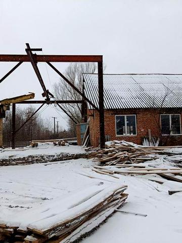 Здам в оренду приміщення з лєнточною  рамою